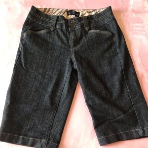 One 5 One shorts size 4